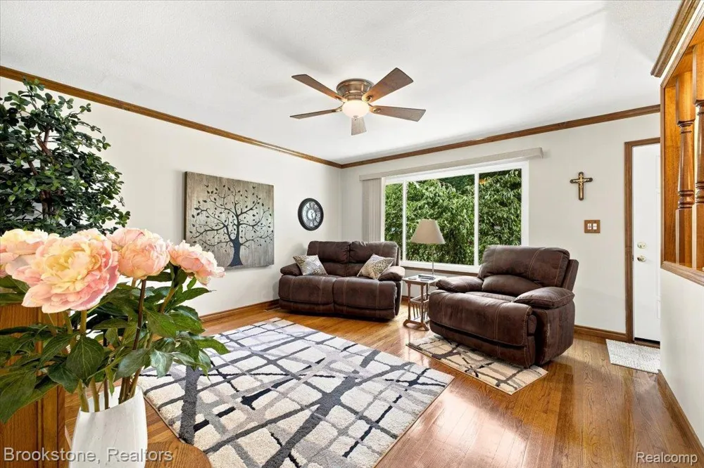 2494 Frankson Avenue Rochester Hills City, MI 48307