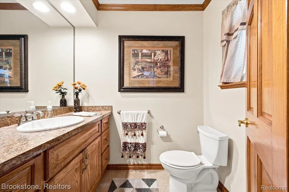 2494 Frankson Avenue Rochester Hills City, MI 48307