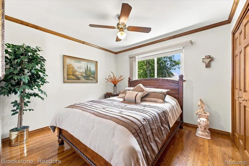 2494 Frankson Avenue Rochester Hills City, MI 48307