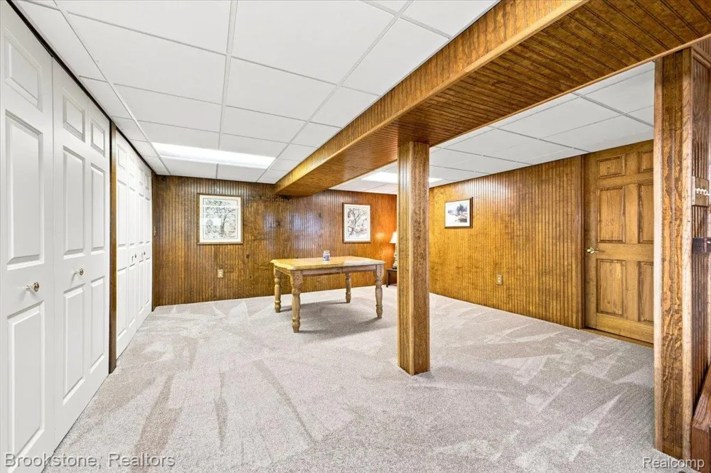 2494 Frankson Avenue Rochester Hills City, MI 48307