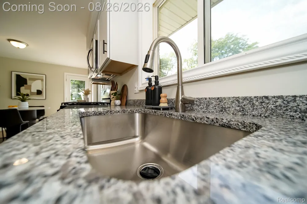 1348 Gault Drive Ypsilanti Charter Township, MI 48198