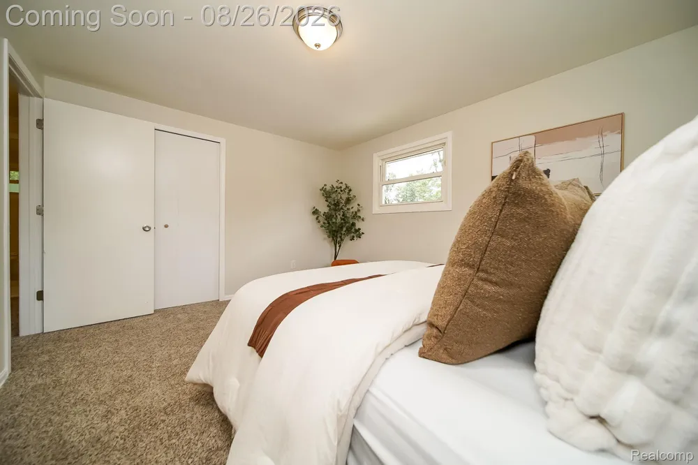 1348 Gault Drive Ypsilanti Charter Township, MI 48198