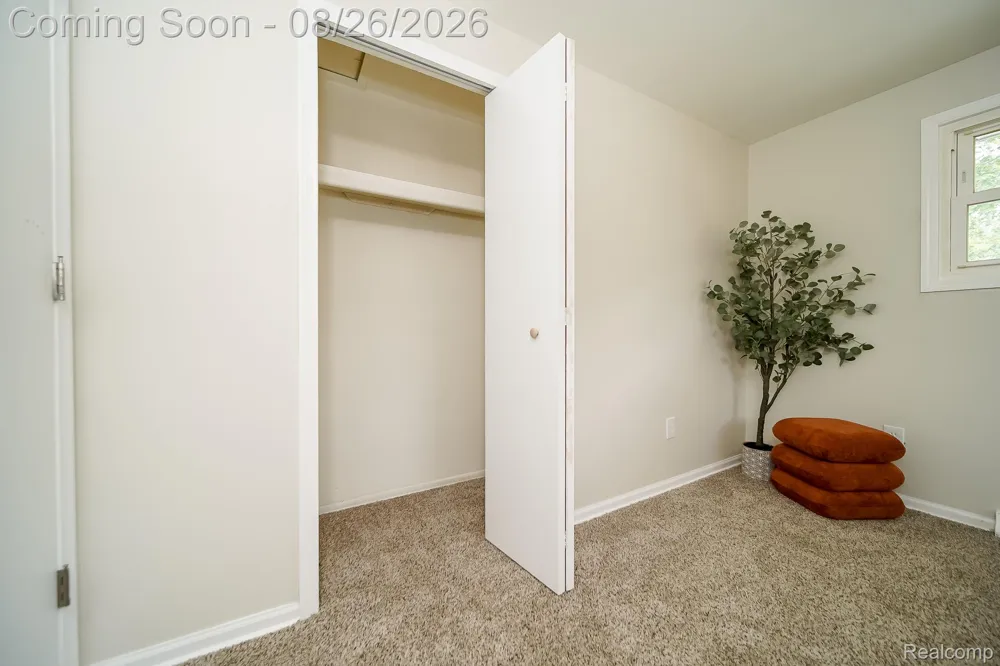 1348 Gault Drive Ypsilanti Charter Township, MI 48198