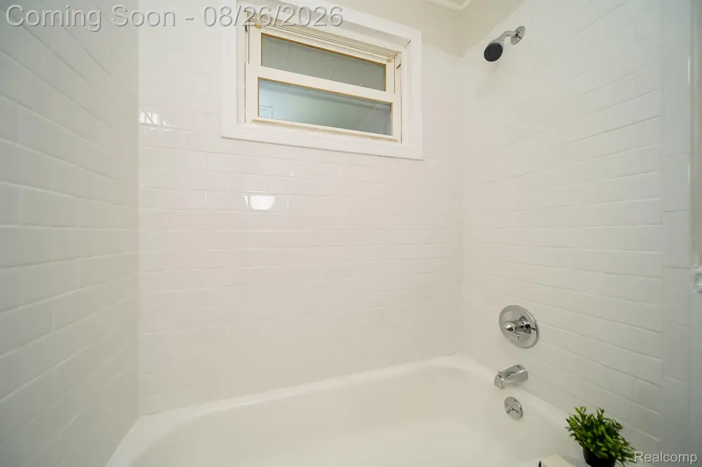 1348 Gault Drive Ypsilanti Charter Township, MI 48198