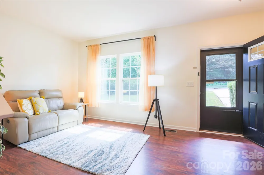 7532 W Berkeley Road Denver, NC 28037