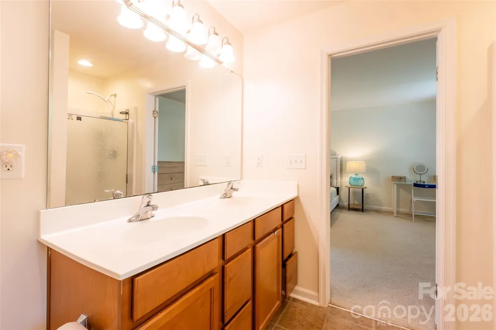 7532 W Berkeley Road Denver, NC 28037