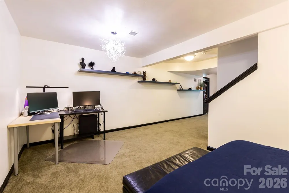 7532 W Berkeley Road Denver, NC 28037