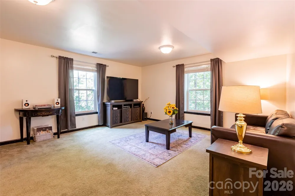 7532 W Berkeley Road Denver, NC 28037