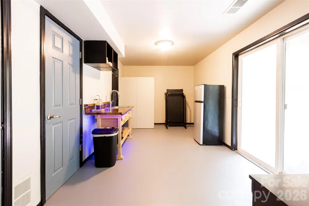 7532 W Berkeley Road Denver, NC 28037