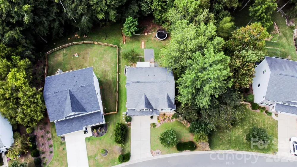 7532 W Berkeley Road Denver, NC 28037