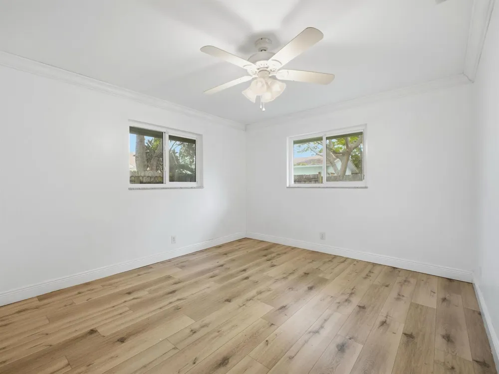 1680 NE 34TH LANE #b Oakland Park, FL 33334