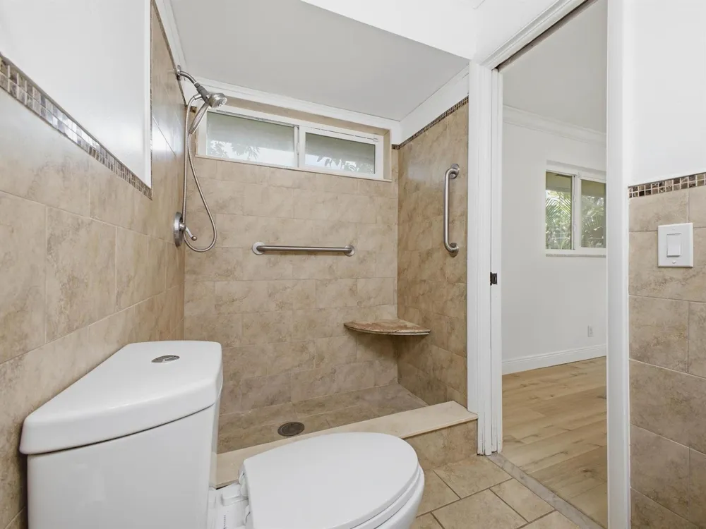 1680 NE 34TH LANE #b Oakland Park, FL 33334