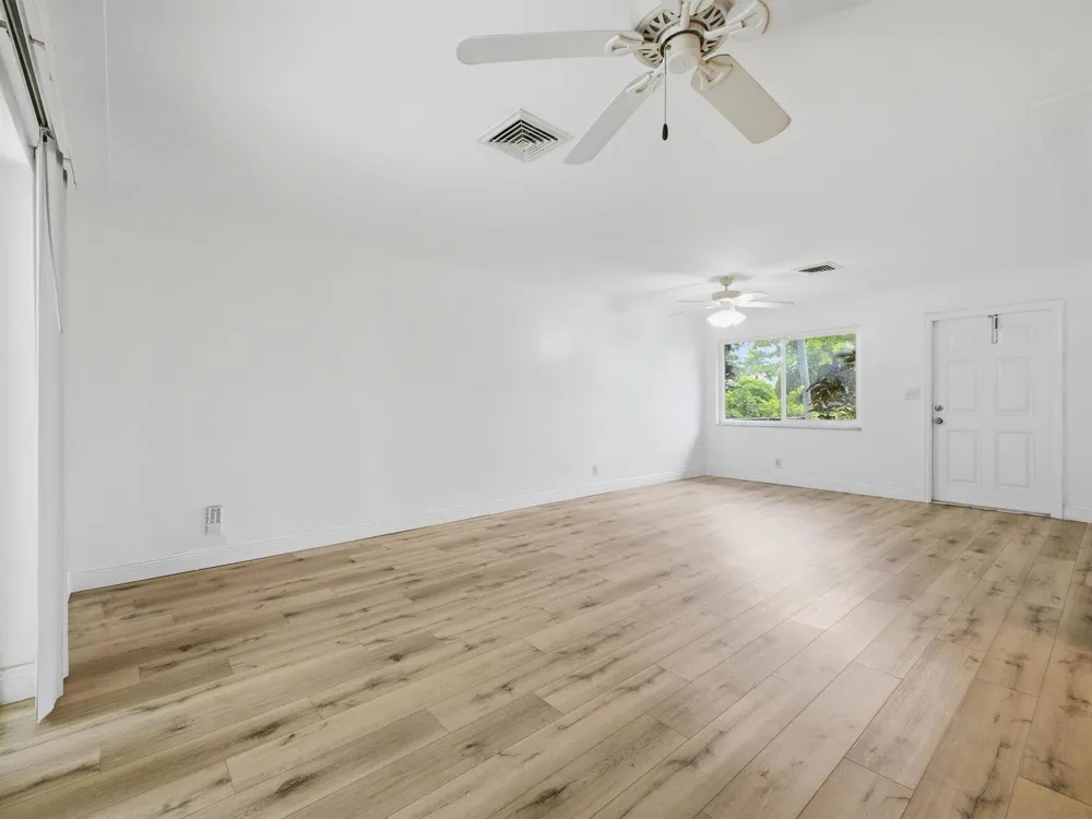 1680 NE 34TH LANE #b Oakland Park, FL 33334