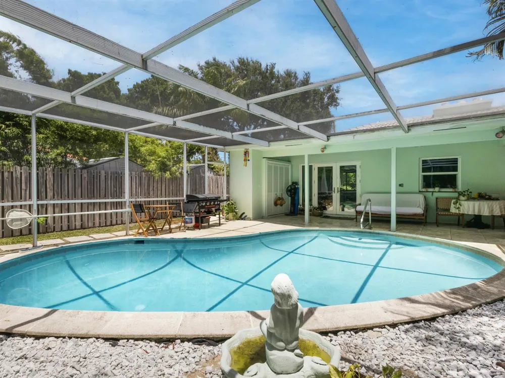 1680 NE 34TH LANE #b Oakland Park, FL 33334