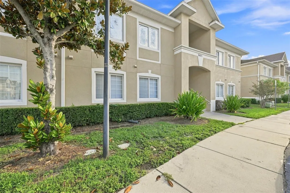 6421 CYPRESSDALE DRIVE #101 Riverview, FL 33578