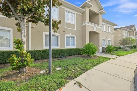 6421 CYPRESSDALE DRIVE #101