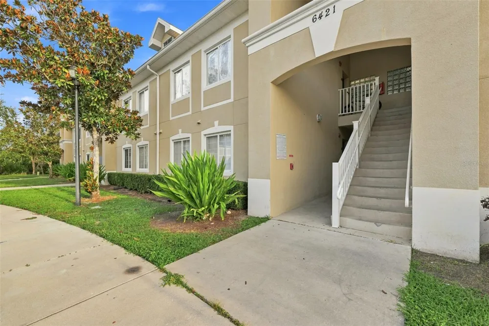 6421 CYPRESSDALE DRIVE #101 Riverview, FL 33578