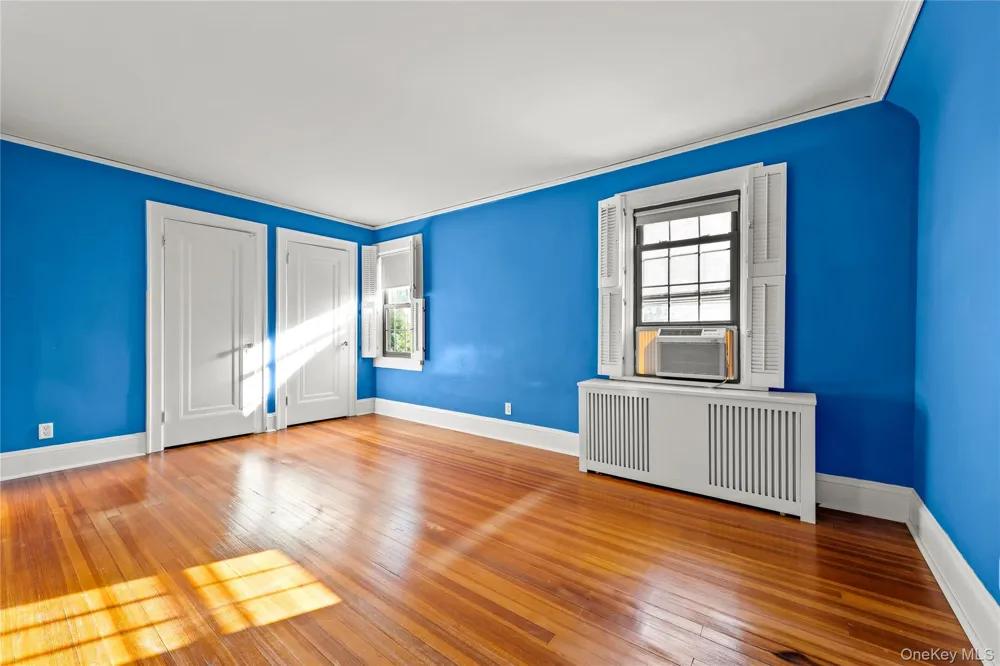 136 Grant Avenue White Plains, NY 10604