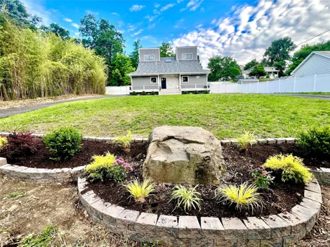 45 Randall Heights