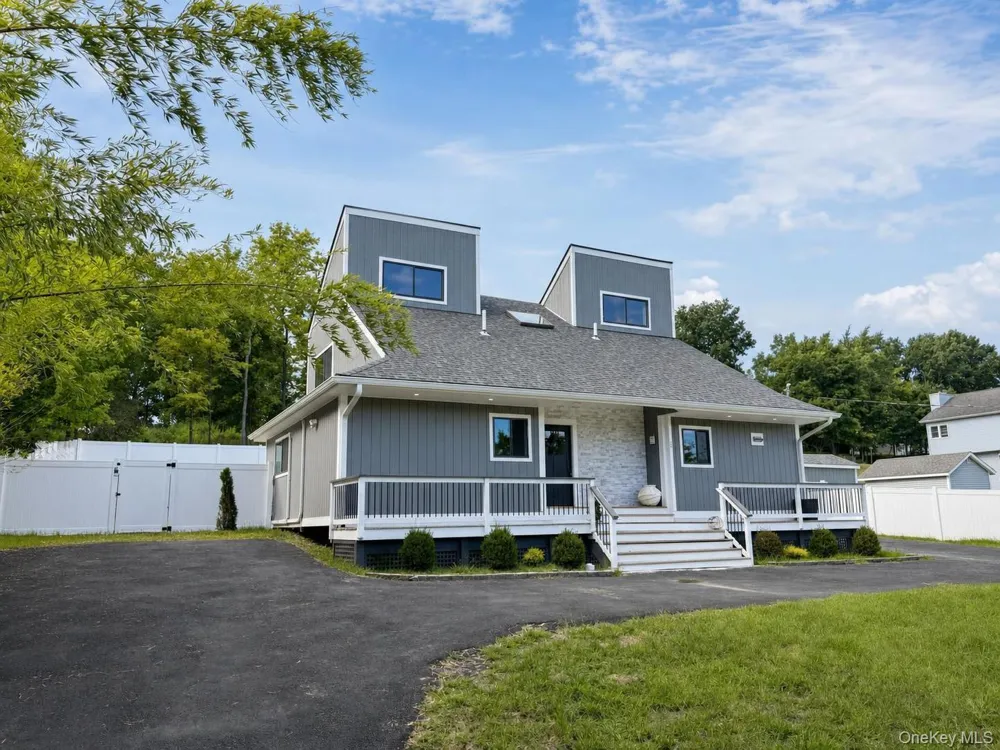 45 Randall Heights Middletown, NY 10940