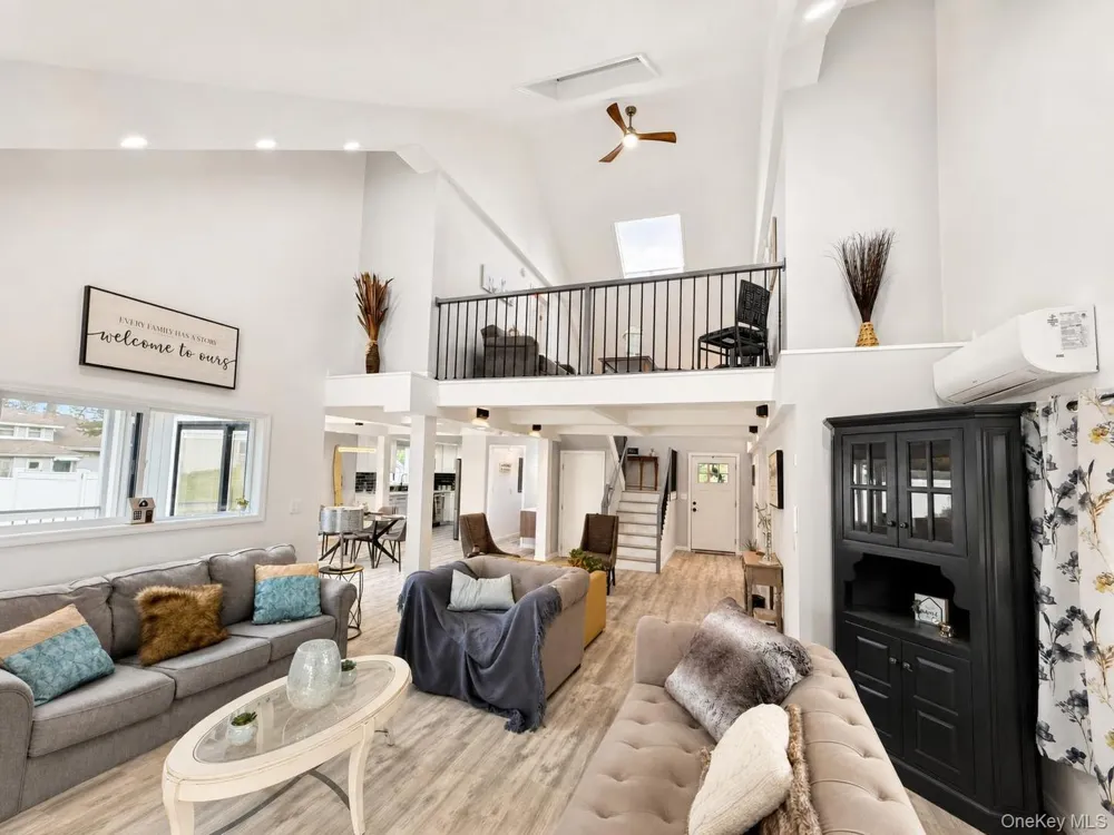 45 Randall Heights Middletown, NY 10940