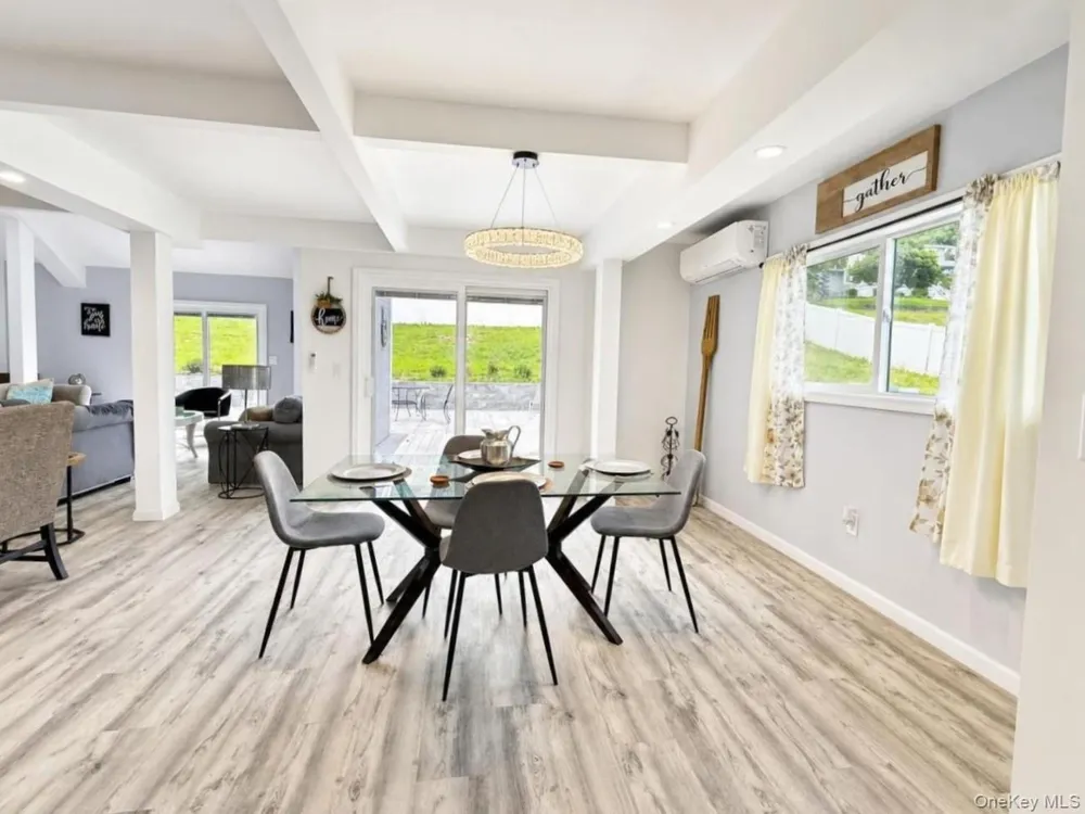 45 Randall Heights Middletown, NY 10940