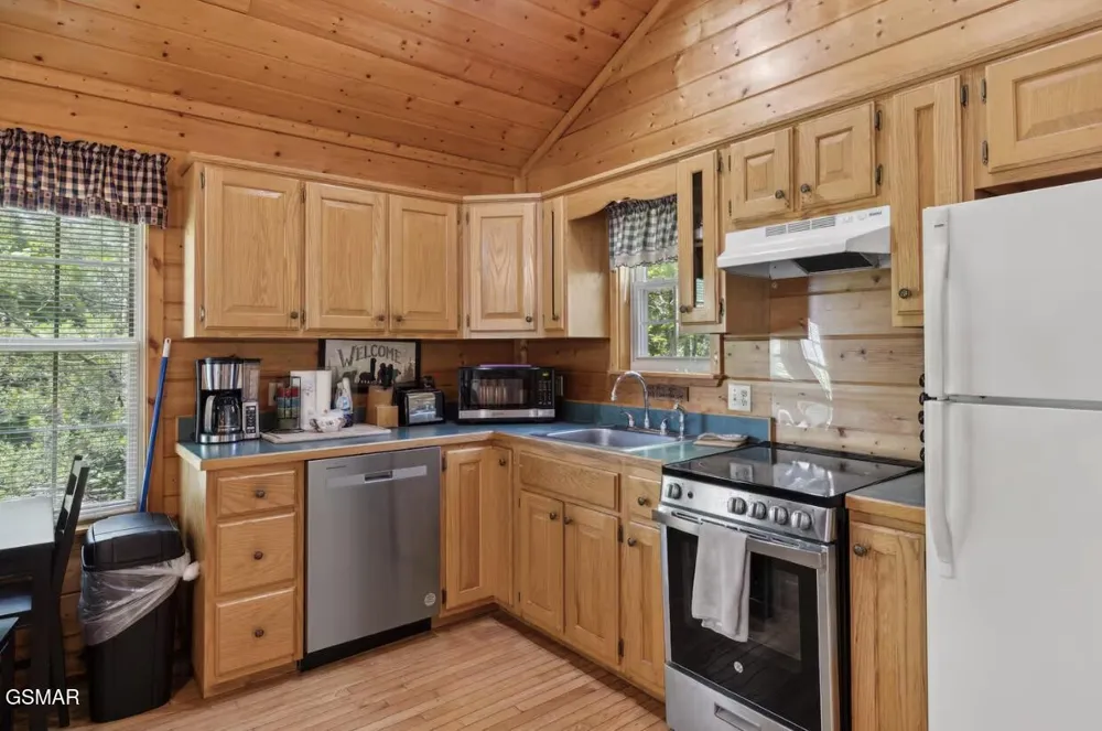 3855 Millers Ridge Way Sevierville, TN 37862