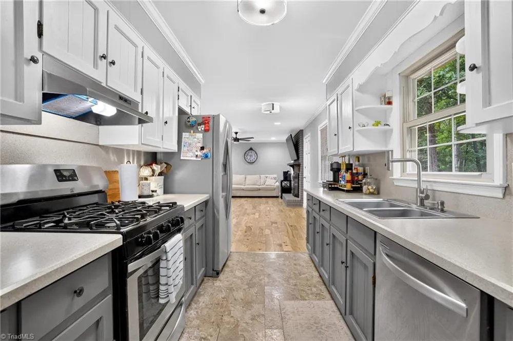 1949 Brook Drive Asheboro, NC 27205