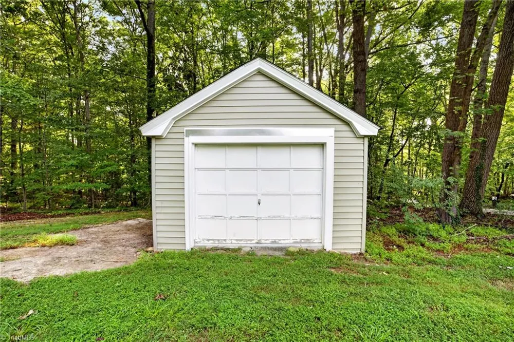 1949 Brook Drive Asheboro, NC 27205