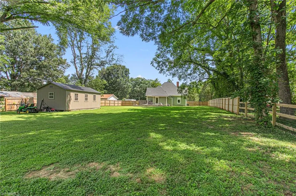 611 E Steeple Chase Road Pleasant Garden, NC 27313