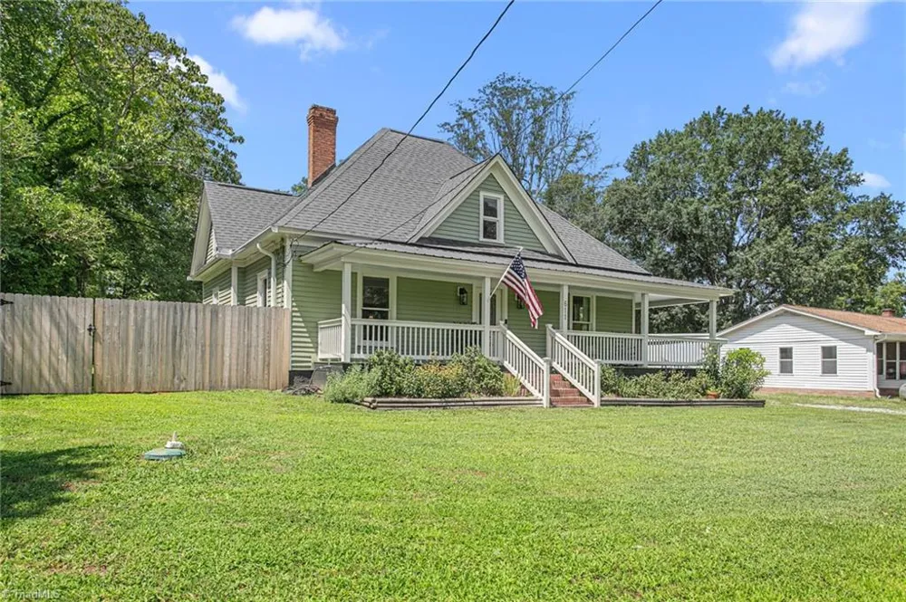 611 E Steeple Chase Road Pleasant Garden, NC 27313