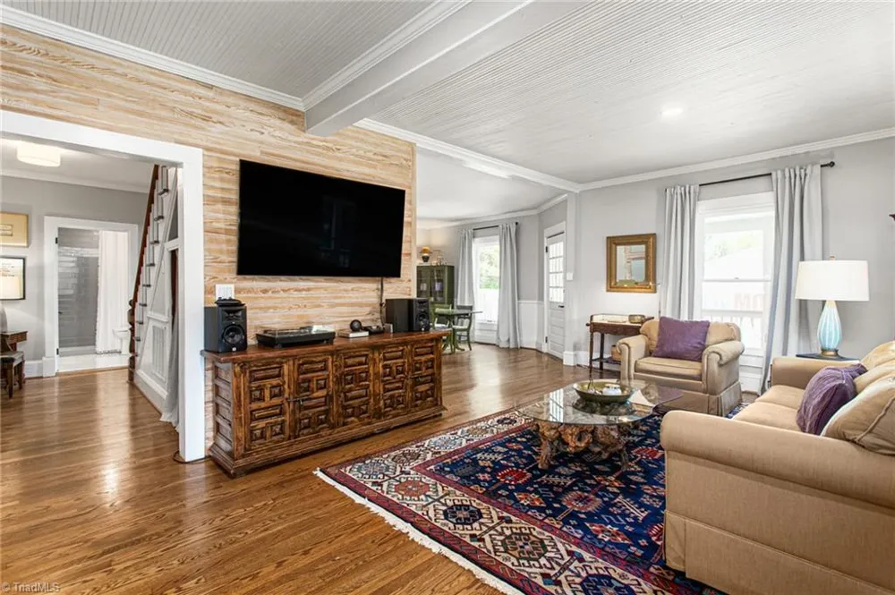 611 E Steeple Chase Road Pleasant Garden, NC 27313