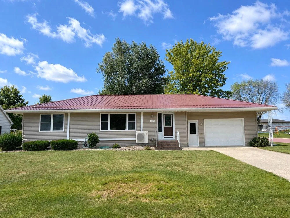 404 S Paffrath Avenue Springfield, MN 56087