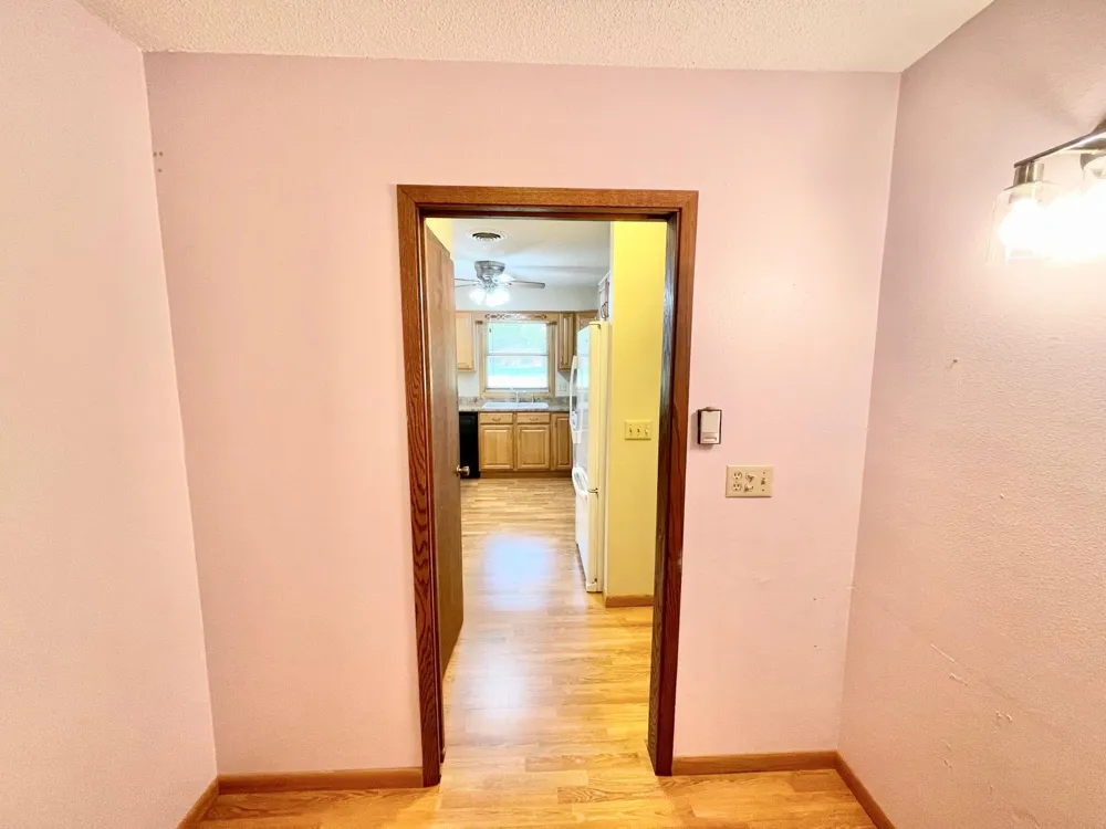 404 S Paffrath Avenue Springfield, MN 56087