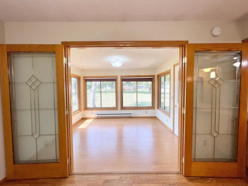 404 S Paffrath Avenue Springfield, MN 56087