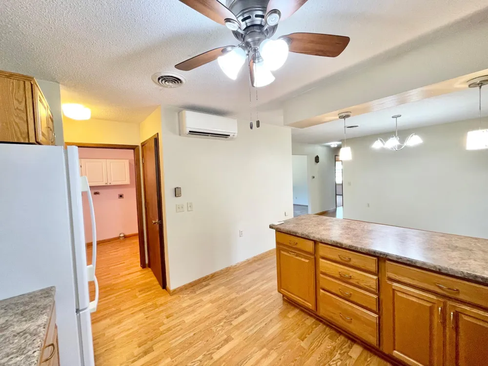 404 S Paffrath Avenue Springfield, MN 56087