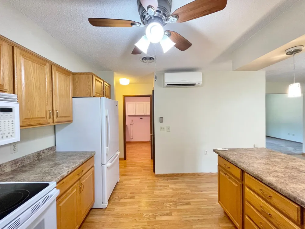 404 S Paffrath Avenue Springfield, MN 56087