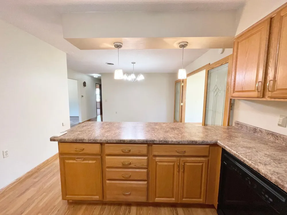 404 S Paffrath Avenue Springfield, MN 56087