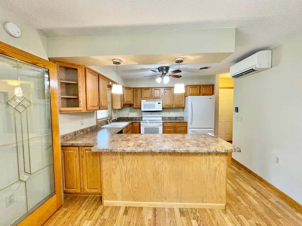 404 S Paffrath Avenue Springfield, MN 56087