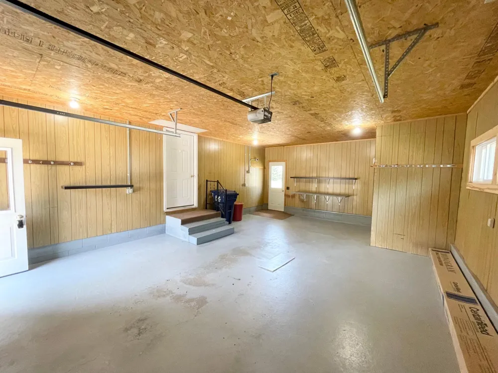 404 S Paffrath Avenue Springfield, MN 56087