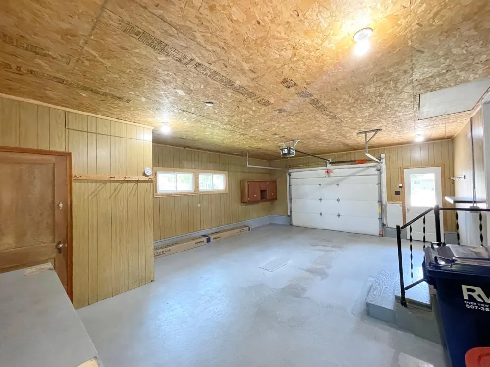 404 S Paffrath Avenue Springfield, MN 56087