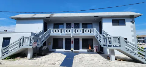 5940 NW 16TH PLACE #4