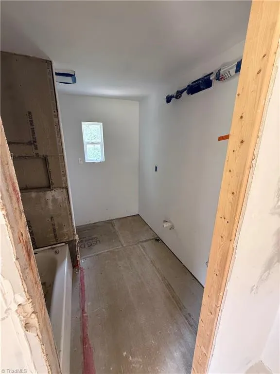 6910 Dennis Road Walnut Cove, NC 27052