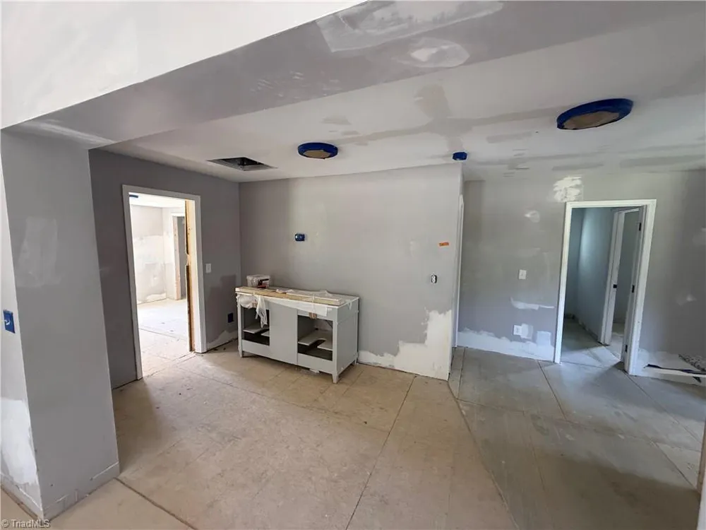 6910 Dennis Road Walnut Cove, NC 27052