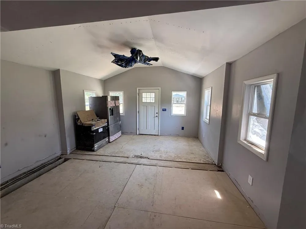 6910 Dennis Road Walnut Cove, NC 27052
