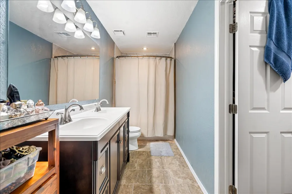 16602 S 203rd East Avenue Broken Arrow, OK 74014