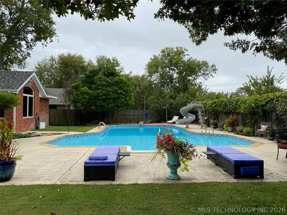 1023 Oak Sulphur, OK 73086