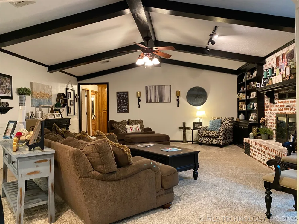 1023 Oak Sulphur, OK 73086