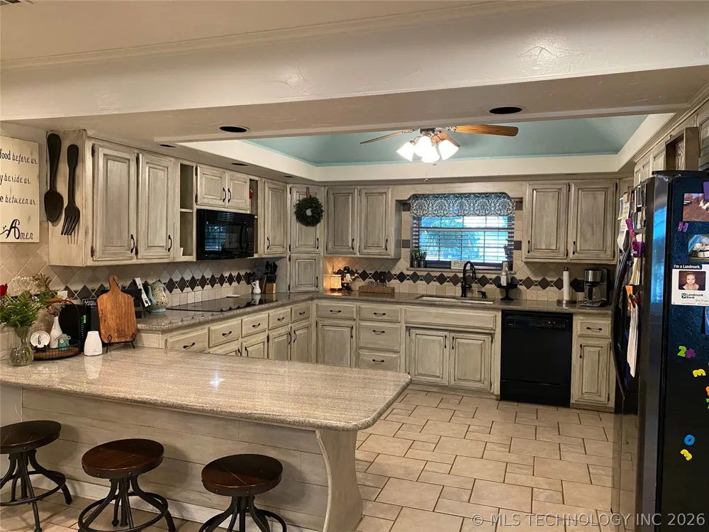 1023 Oak Sulphur, OK 73086