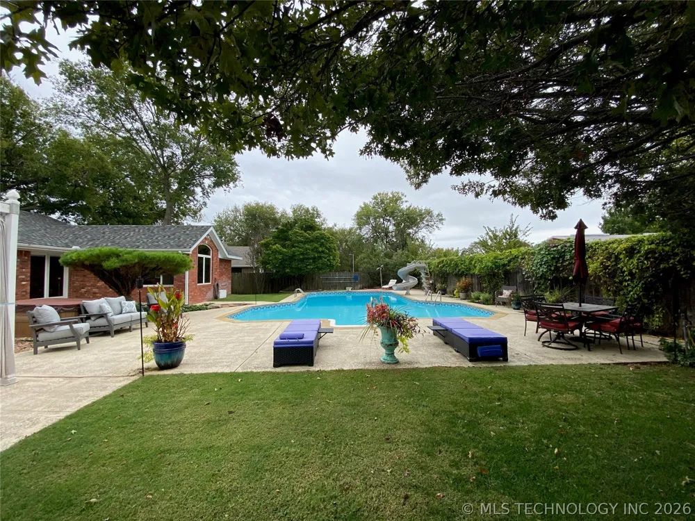 1023 Oak Sulphur, OK 73086